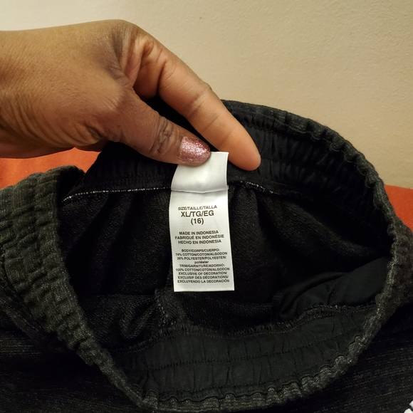 Addidas Sweat pants - Picture 3 of 4